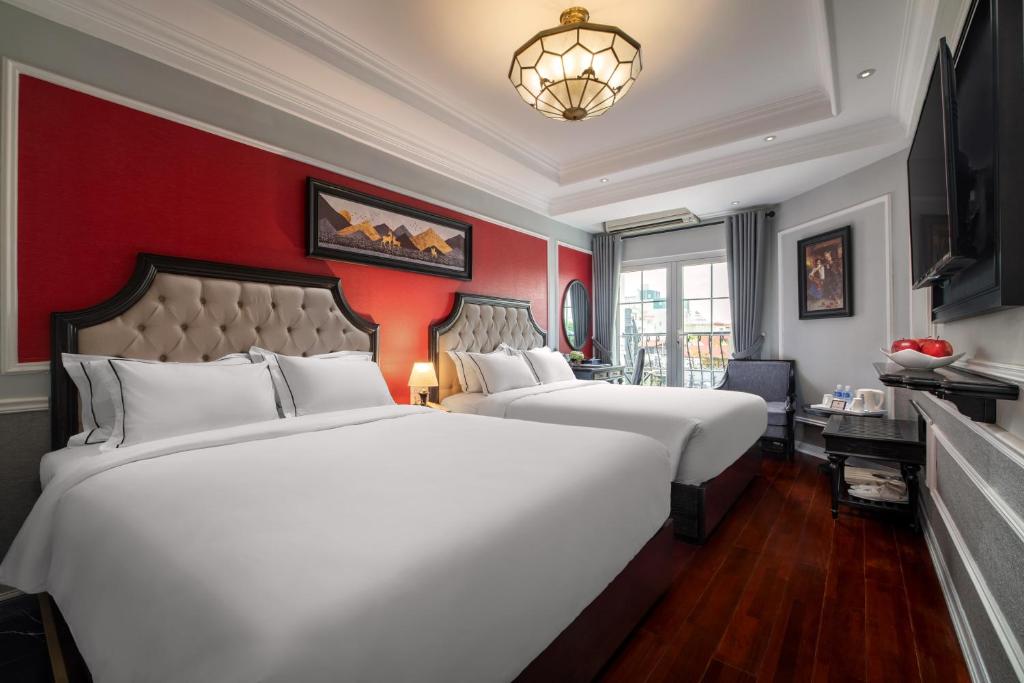 PREMIER DELUXE CONNECTING WITH BALCONY
